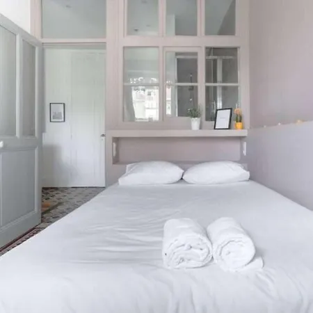 Jeanne • T2 Lumineux Avec Balcon • Centre De • Quartier Estacade • Tram A Pied Apartment Grenoble